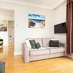 Roomsy Apartament *